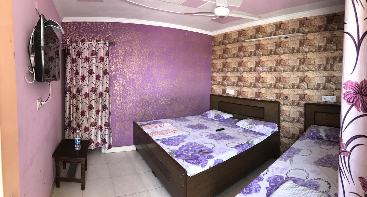 Hotel Prince Palace Patiāla Екстериор снимка